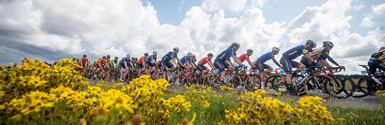 - Aktion Rennszene - Querformat - quer - horizontal - Event Veranstaltung: - Ort Location: - Region:- Land Country: - Datum Date: 2020